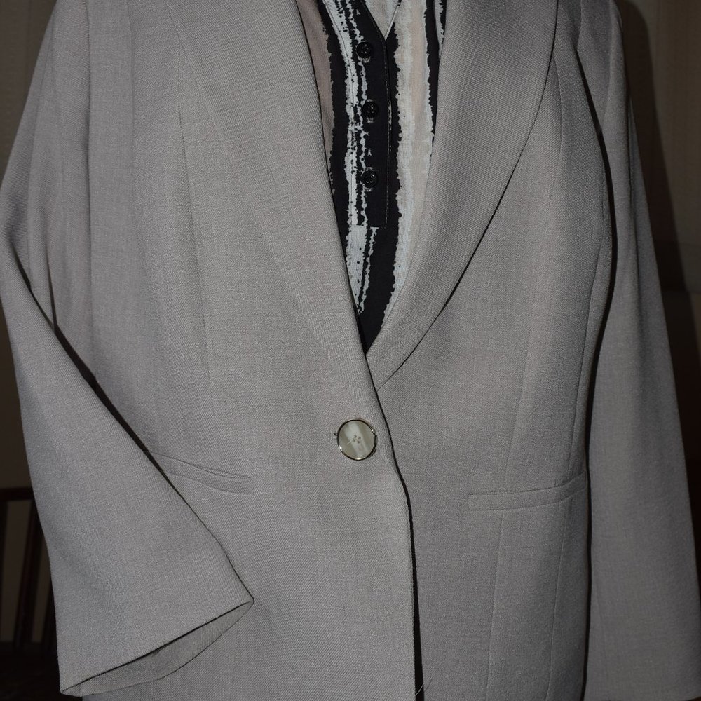 Kasper Woman's 18W Blazer